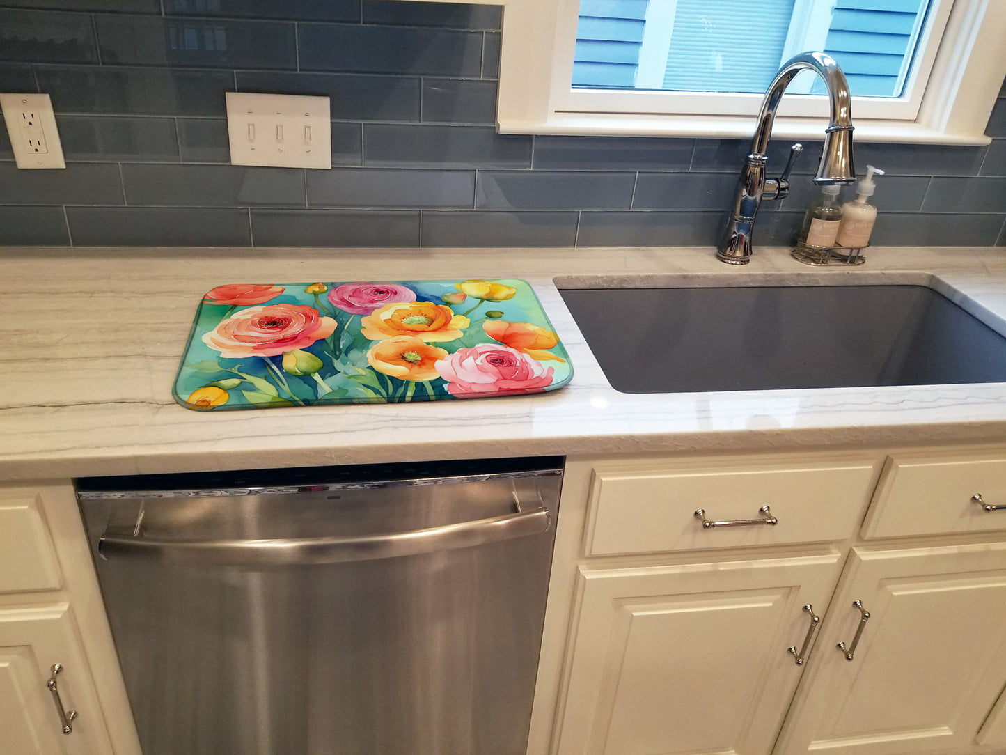 Ranunculus in Watercolor Dish Drying Mat