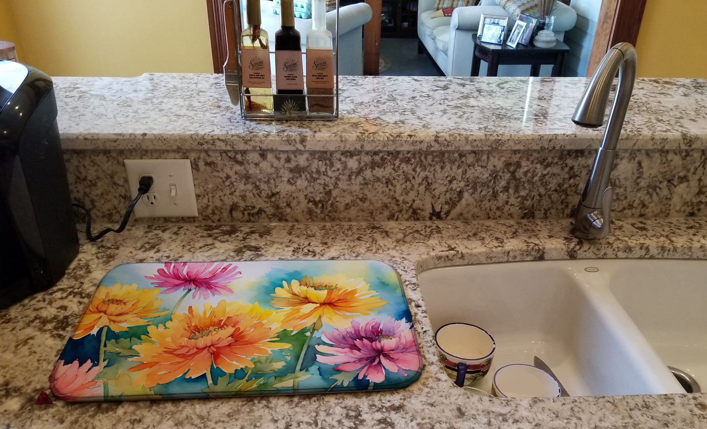 Chrysanthemums in Watercolor Dish Drying Mat