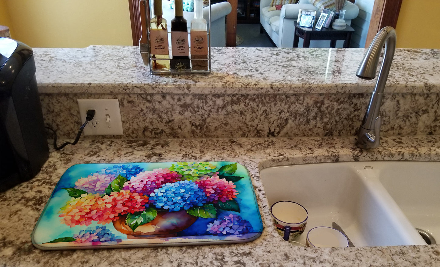 Hydrangeas in Watercolor Dish Drying Mat