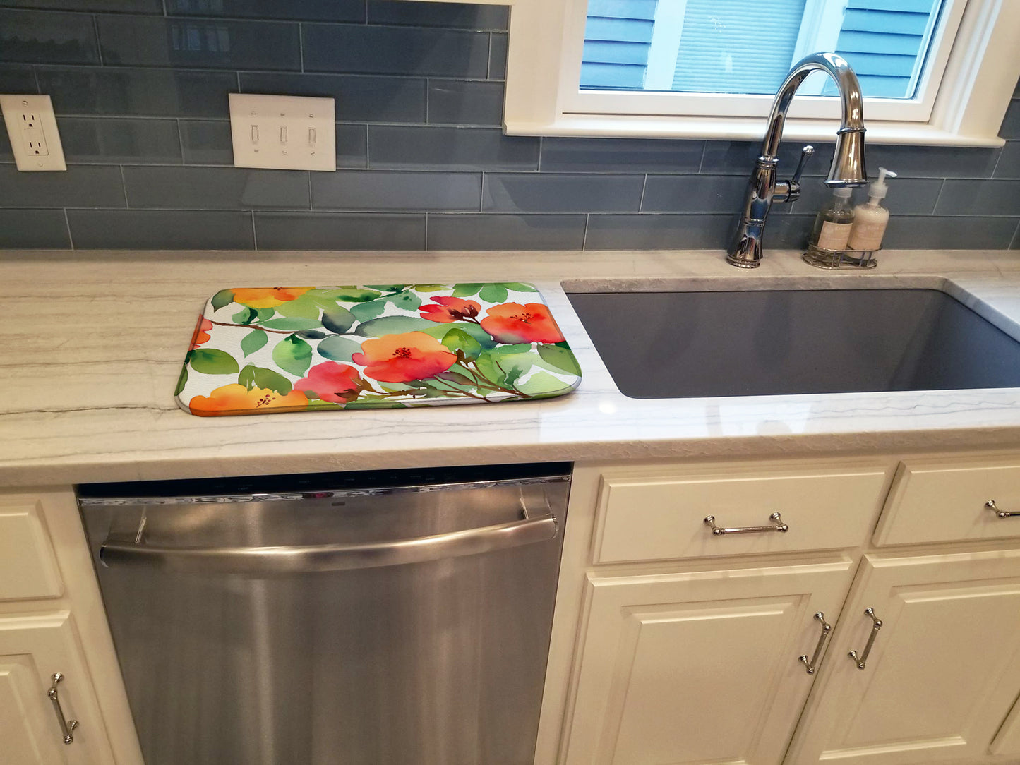 Connecticut Mountain Laurels in Watercolor Dish Drying Mat