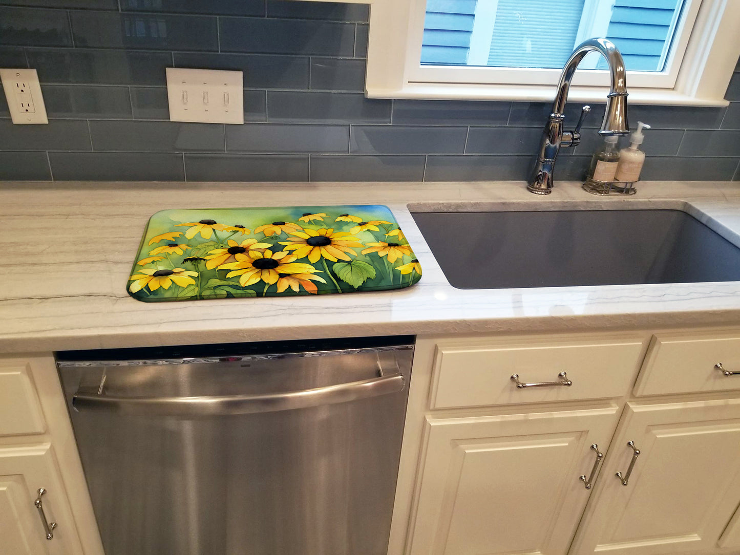 Maryland Black-Eyed Susans in Watercolor Dish Drying Mat